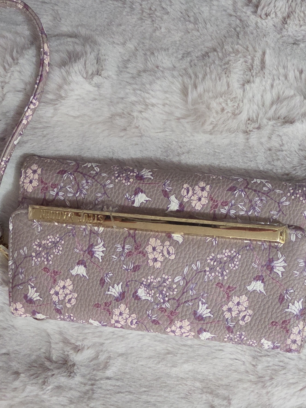 STEVE MADDEN Floral Embossed Leather Crossbody Clutch - Pink Lavender